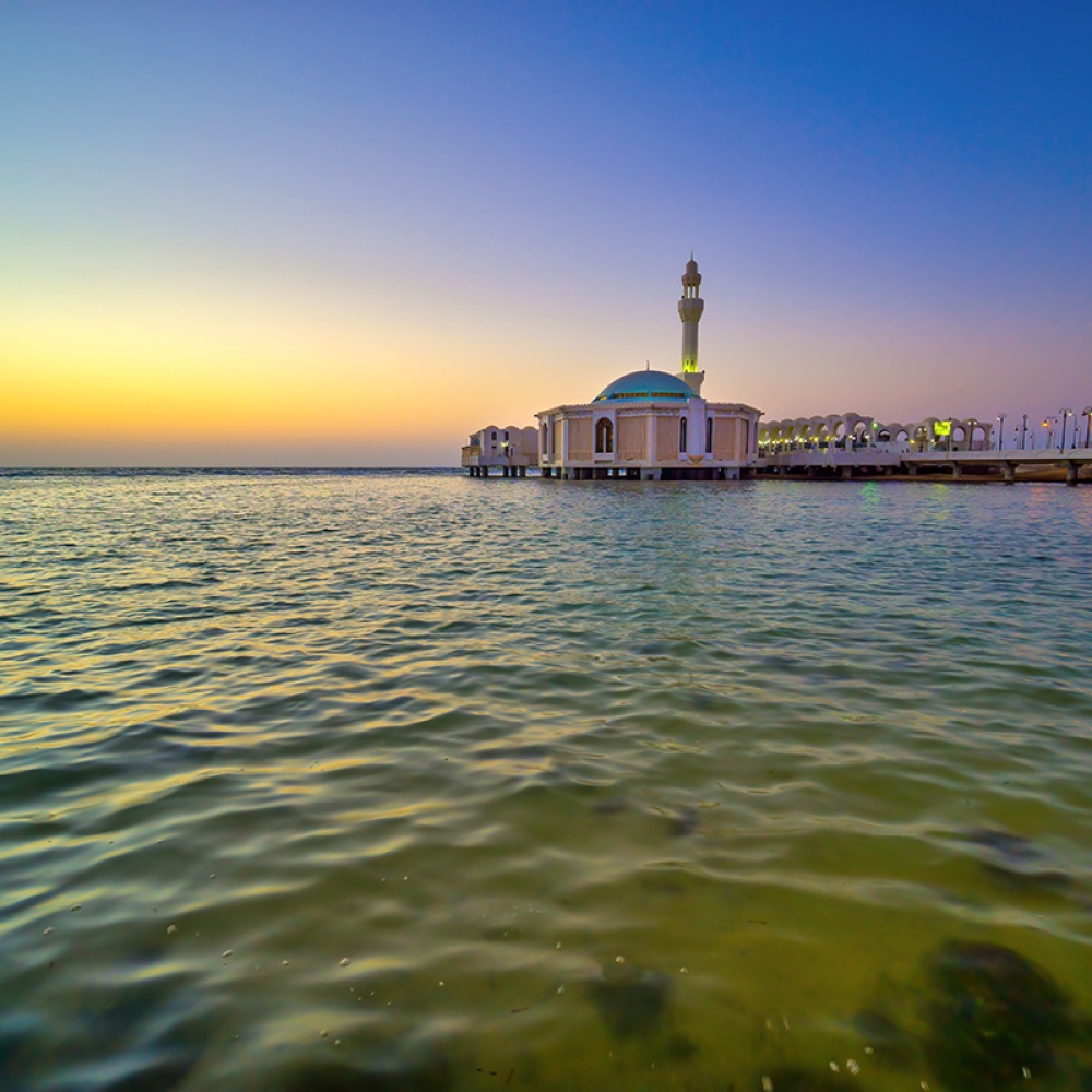 زيارة المسجد العائم بجدة