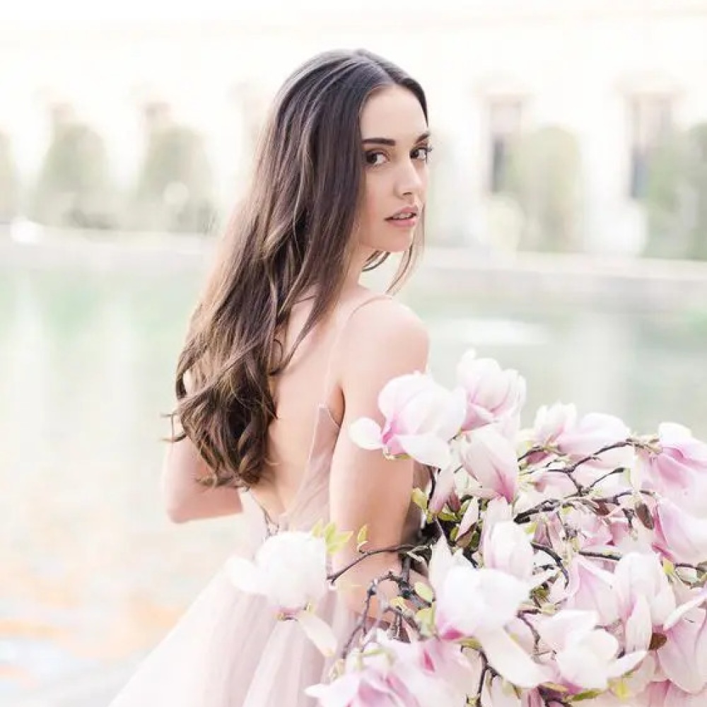 اختيار باقة زهور فريدة معدة من أفرع أشجار الكرز المزهرة باللون الوردي - Copy