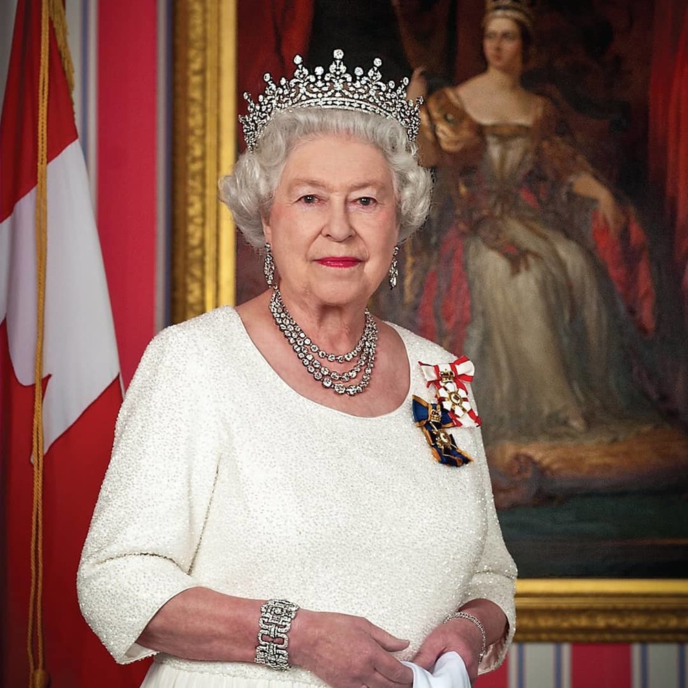 ما هي القطعة الأجمل من صندوق ملكات بريطانيا على مر السنين؟