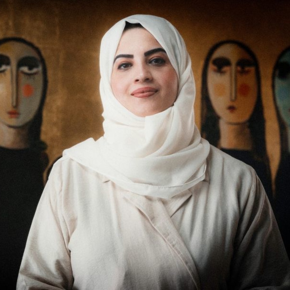 أبرز أعمال الفنانين والفنانات السعوديين في معرض "10 على 10" في أحلام جاليري