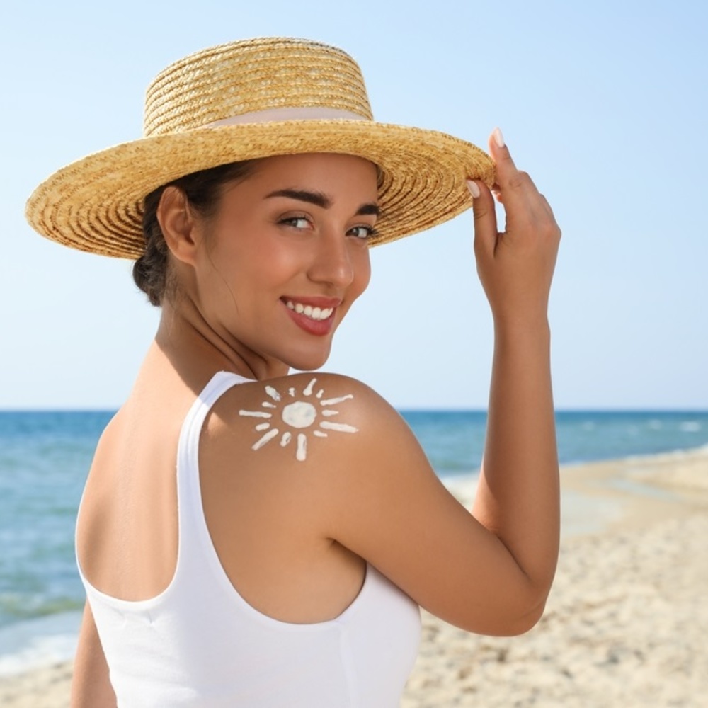 معايير لا تنسيها عند اختيار واقي الحماية من الشمس