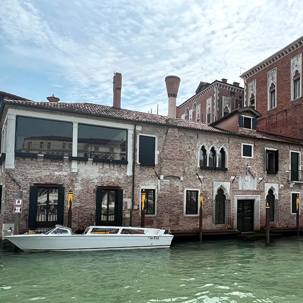 "نيوم" تفتتح معرضها الدولي الأول في البندقية لتستعرض رؤيتها حول مستقبل المدن