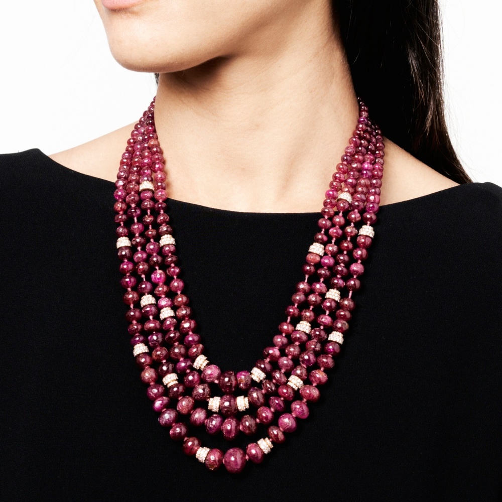 أرقى المجوهرات الكلاسيكية في مزاد سوذبيز Magnificent Jewels