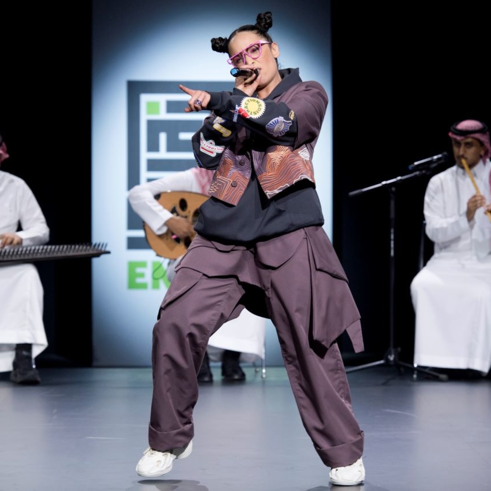 حدث عالمي فريد .. 6 مواهب سعودية تعرض إبداعاتها في Street style في باريس