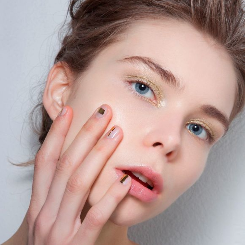 تجميل الوجه والرقبة بجهاز الهايفو