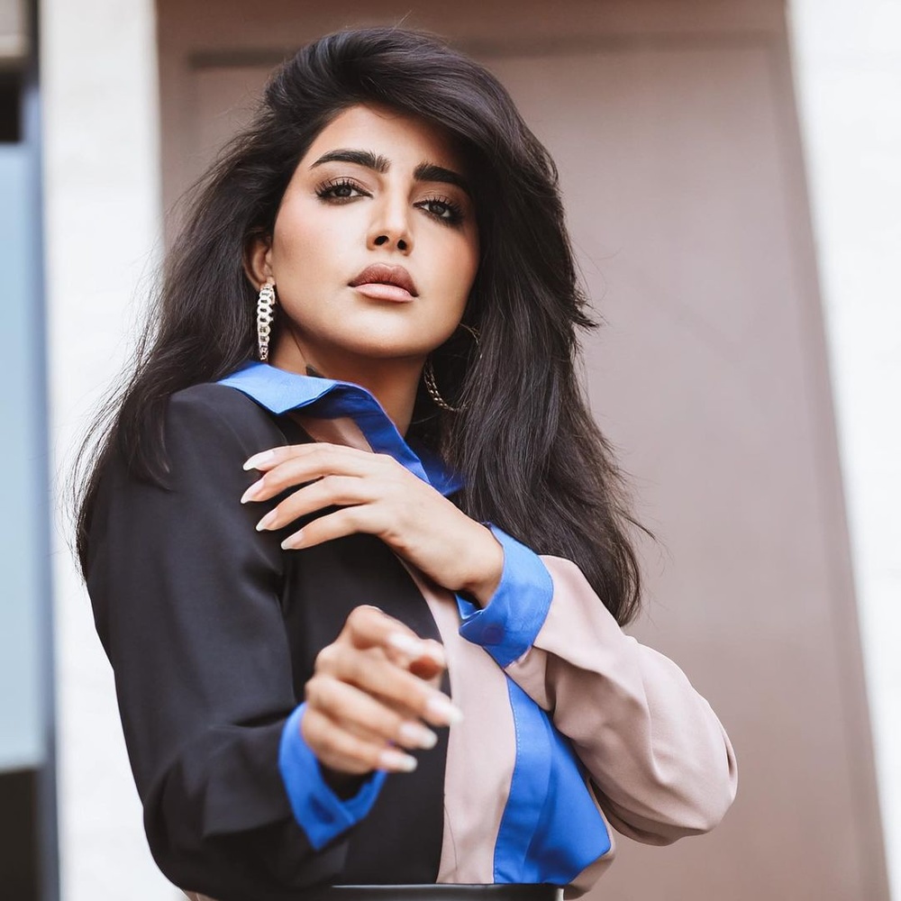 أسرار الحصول على شعر كثيف وصحي على طريقة بثينة الرئيسي