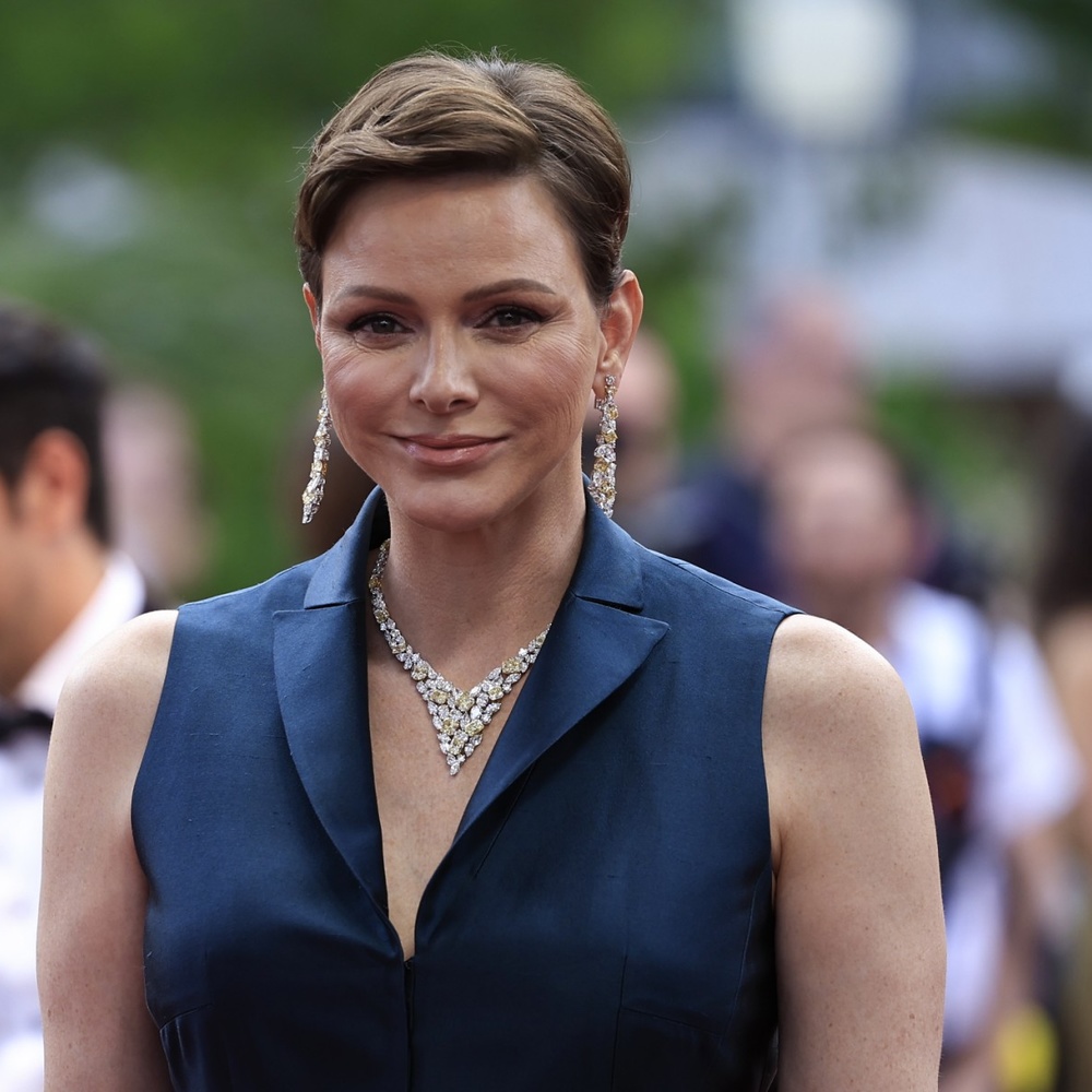 من هم أفراد العائلات الملكية اللذين تزوجوا من جنسيات مختلفة؟