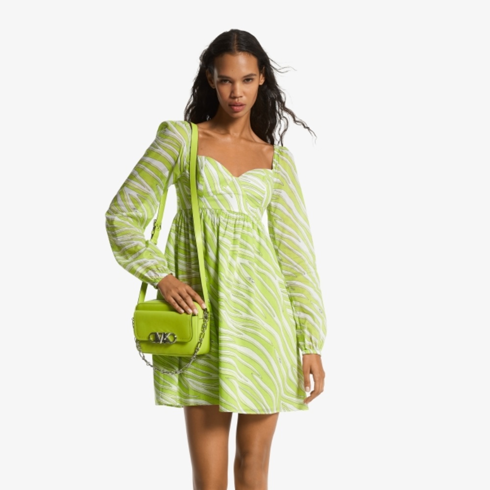 الحملة الإعلانية لتشكيلة MICHAEL MICHAEL KORS و MICHAEL KORS MENS لموسم صيف 2023