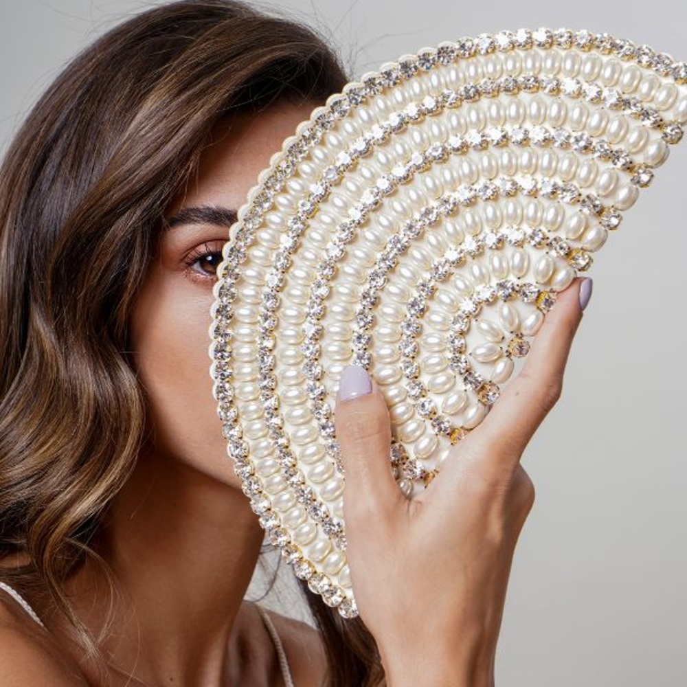 حقيبة عروس راقية من دار فانينا