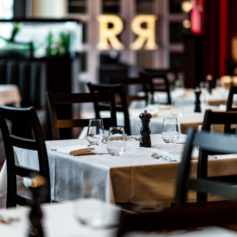مطعم Raoul’s تجربة فاخرة للأطباق الفرنسية من نيويورك في فيا رياض