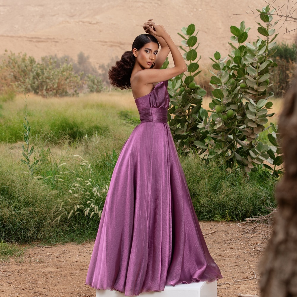 عالم الـHaute Couture وأبواب العالمية مع المصممة السعودية خولة العبيان