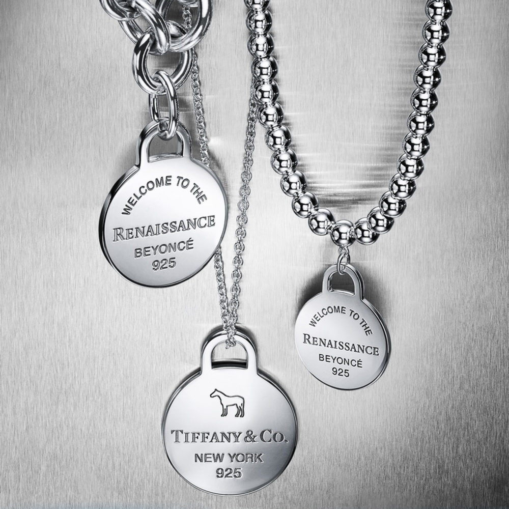 .Tiffany & Co تطلق تشكيلة ®Return to Tiffany المصغرة بالتعاون مع بيونسيه احتفاءً بجولتها العالمية للترويج لألبومها الجديد