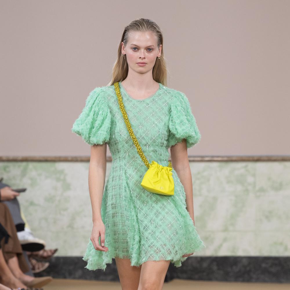 موضة التصاميم الخضراء الفاتحة إختيارك الاول لعطلة الصيف