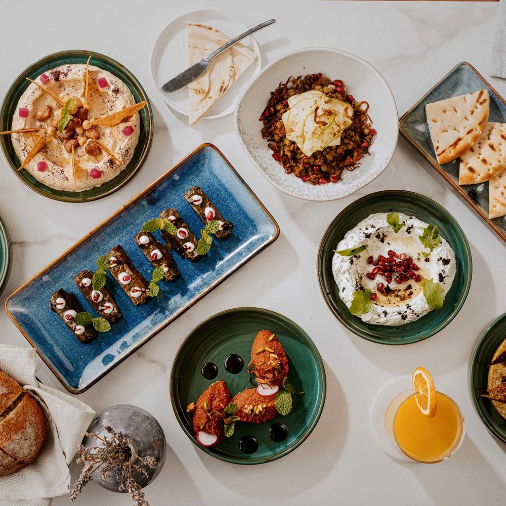 "العنوان دبي مول" يطلق قائمة طعام جديدة تضم تشكيلة من مأكولات الشرق الأوسط العصرية في مطعم كابانا