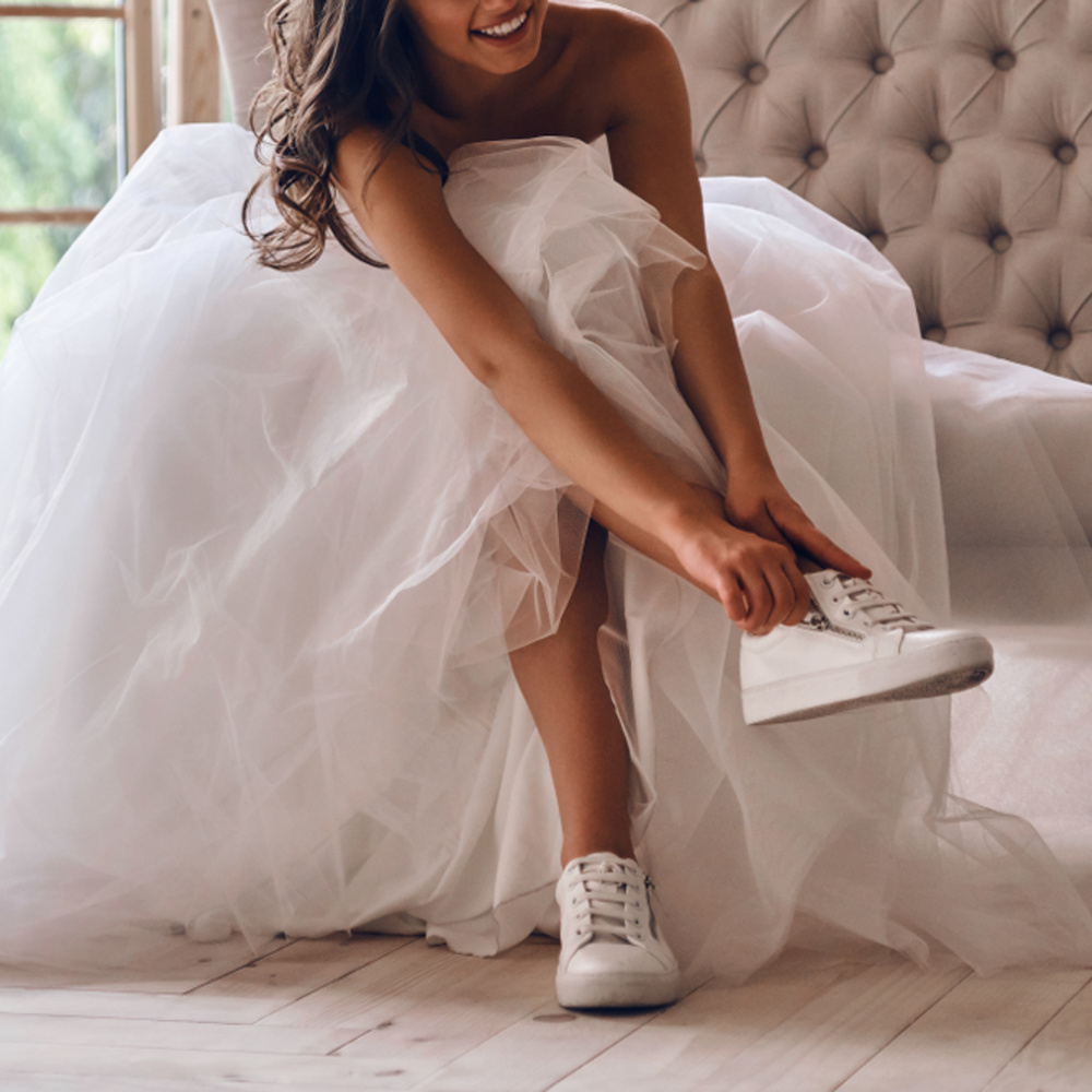 حيل هامة لاختيار أحذية زفاف مريحة وأنيقة للعروس الرياضية