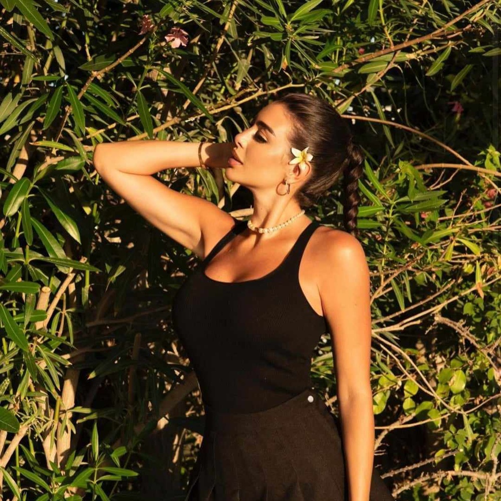 الفنانة ياسمين صبري في إطلالة لافتة لها