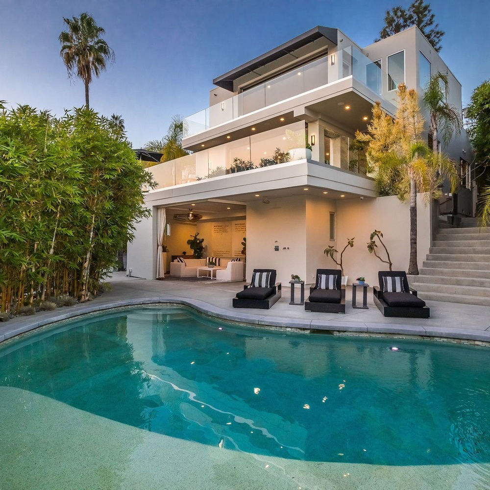 بيع المنزل السابق لهاري ستايلز في هوليوود هيلز بمبلغ 6.77 مليون دولار