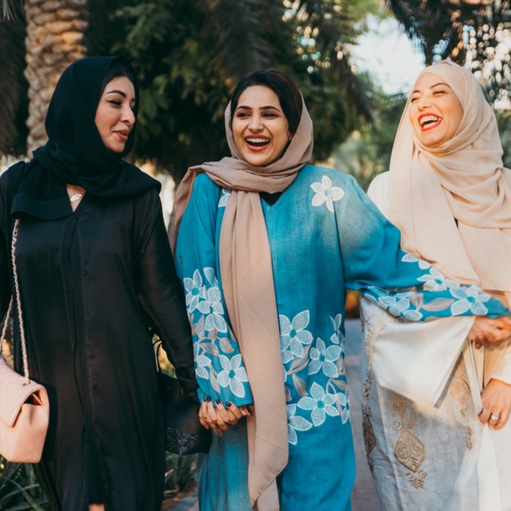 عروض الطعام المميزة للاحتفال بيوم المرأة الاماراتية