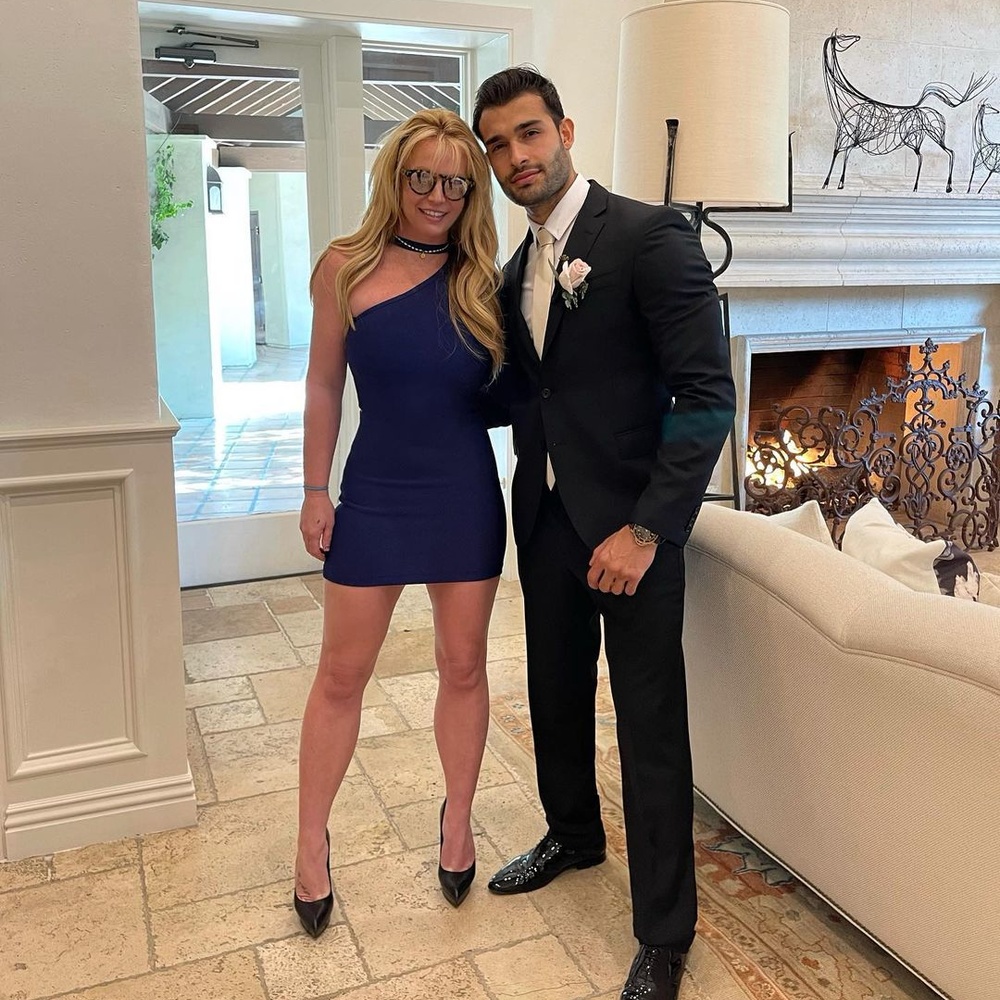 بريتني سبيرز وسام أصغري