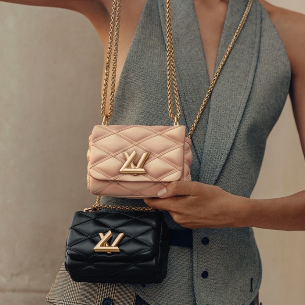 حقيبة GO-14 من Louis Vuitton.. أناقة معهودة لذوق رفيع