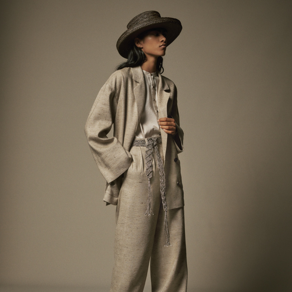 إطلالة من the row لربيع وصيف 2015