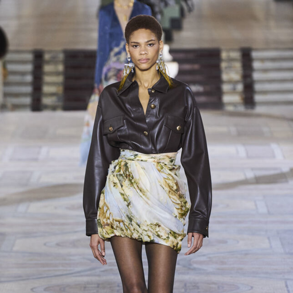 هذه هي الصيحات المستمرة معنا لموسم خريف 2023.. هل أنت من محبيها؟!