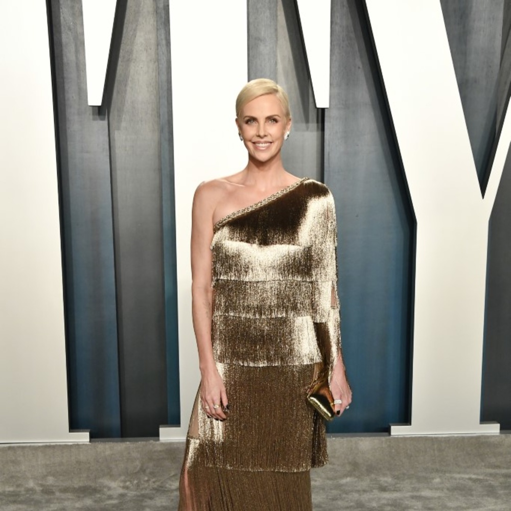 تشارليز ثيرون