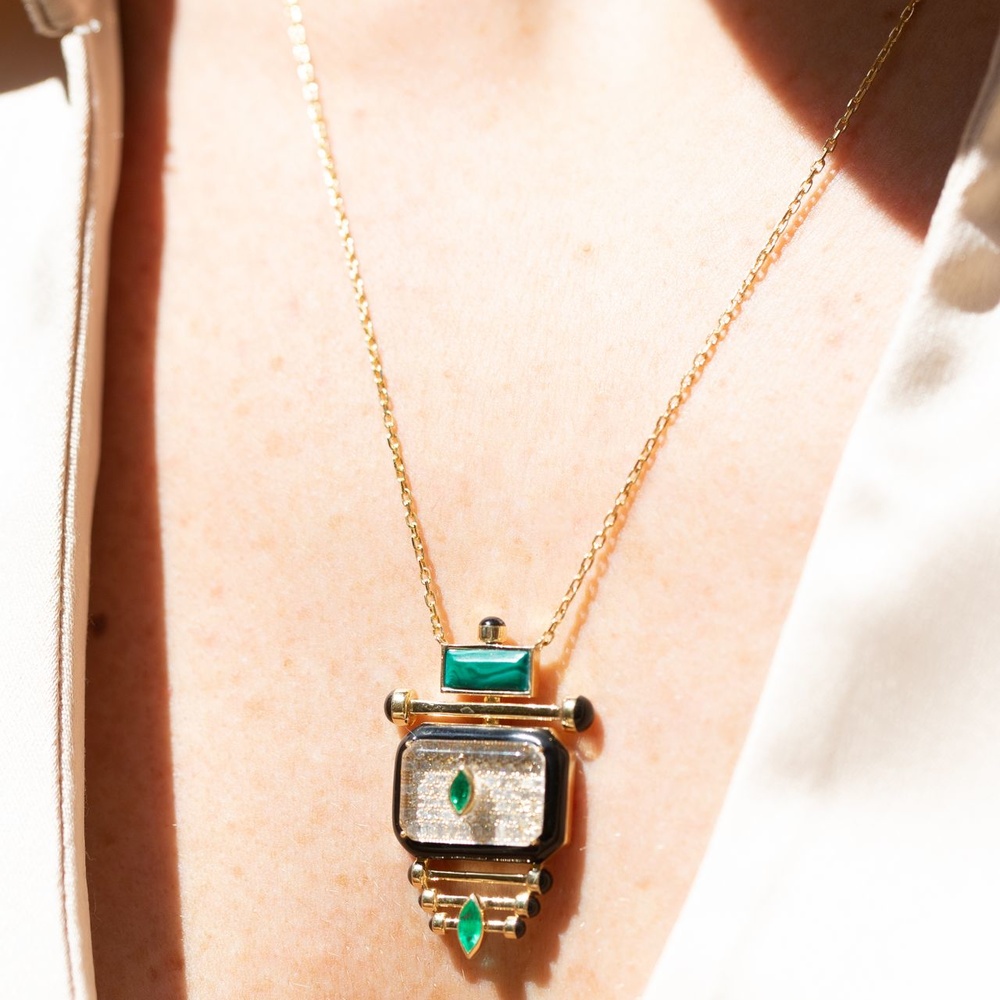 مجوهرات راقية مثالية لهدايا اليوم الوطني السعودي