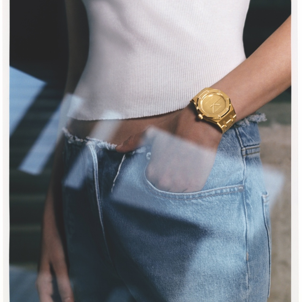 ساعات رويال أوك الجديدة تشكل امتزاج الموضة وصناعة الساعات