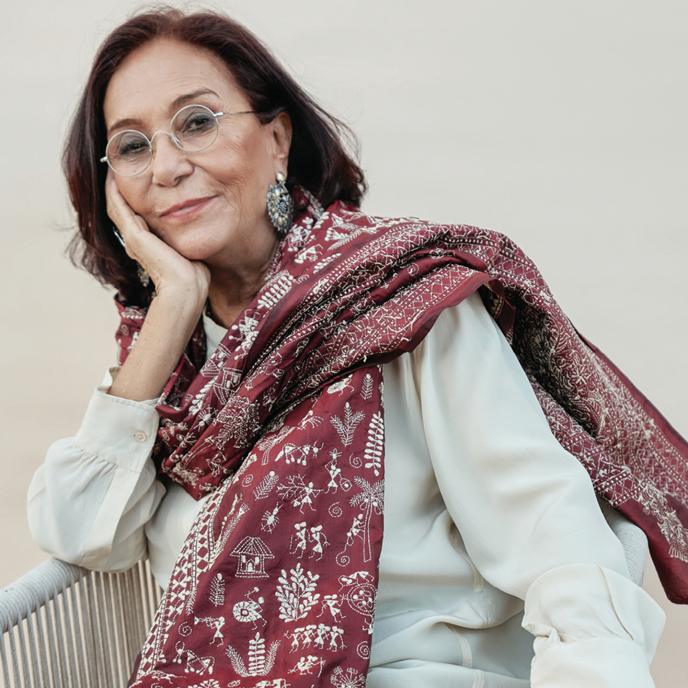 فخورة بتكريم المرأة السعودية وتمكينها