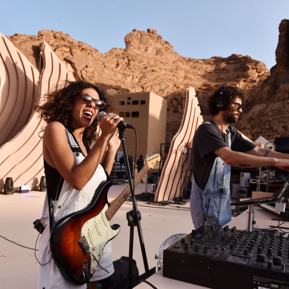 بتوليفات مميزة من الموسيقى والإيقاعات.. أبرز الحفلات الموسيقية في مختلف مناطق المملكة