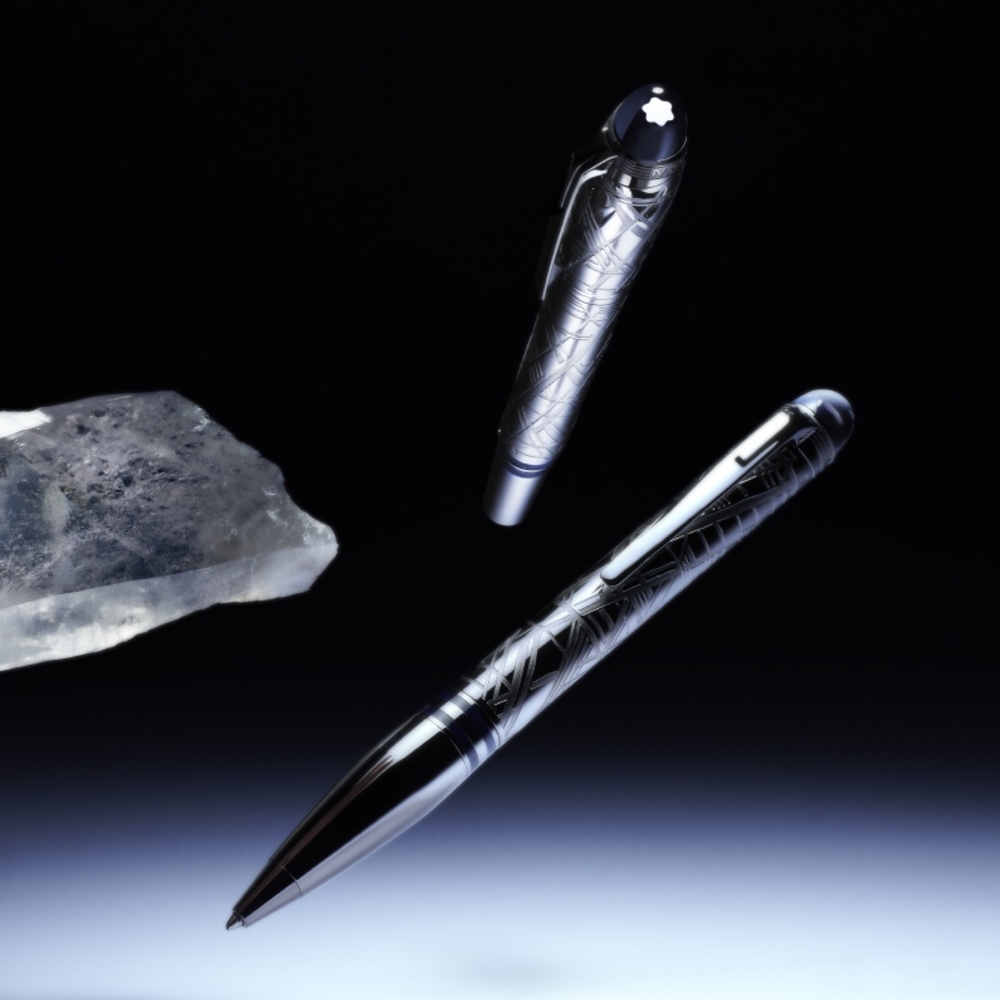 "مون بلان ستار ووكر سبيس بلو": التحديق في المجرات البعيدة