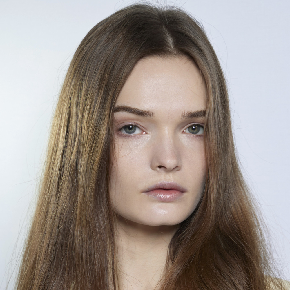 كيفية اختيار منتجات العناية بالبشرة والشعر بشكل مستدام