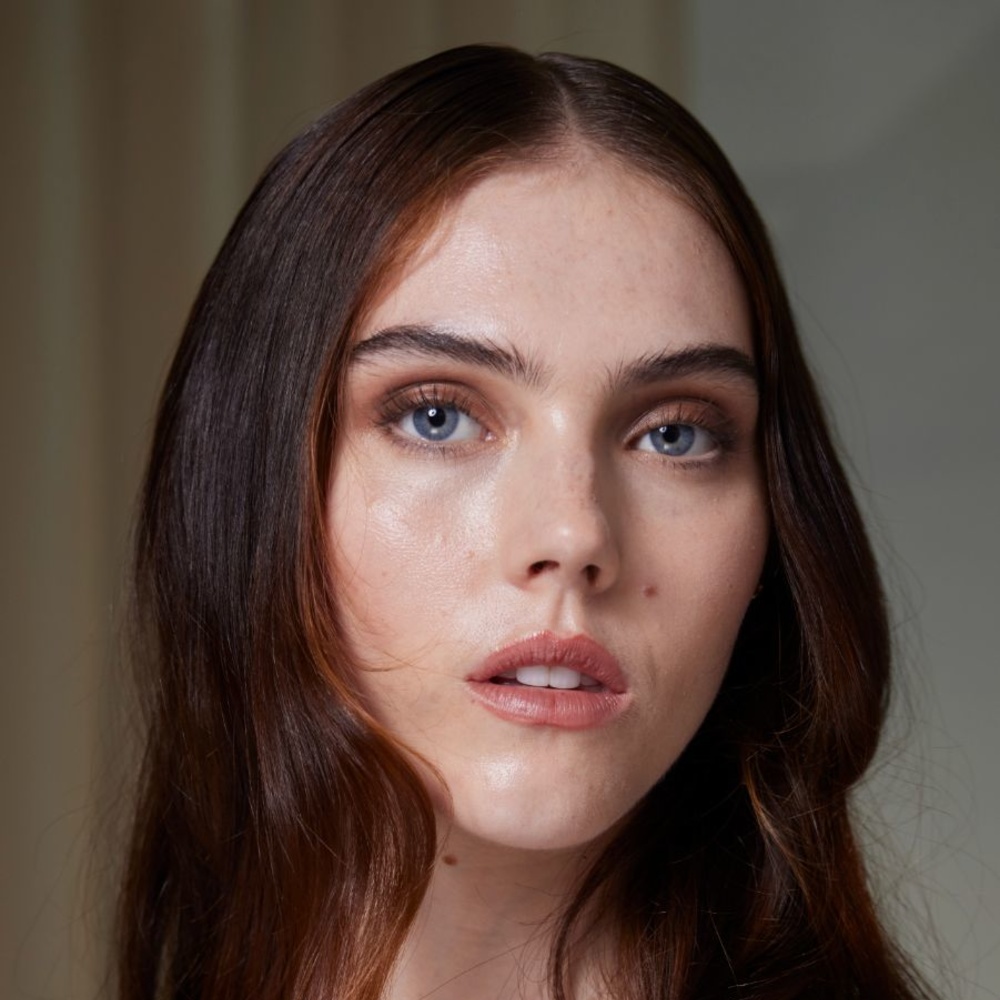 بشرتك أكثر توهجا في الخريف مع تقشير الجلد بدون جراحة