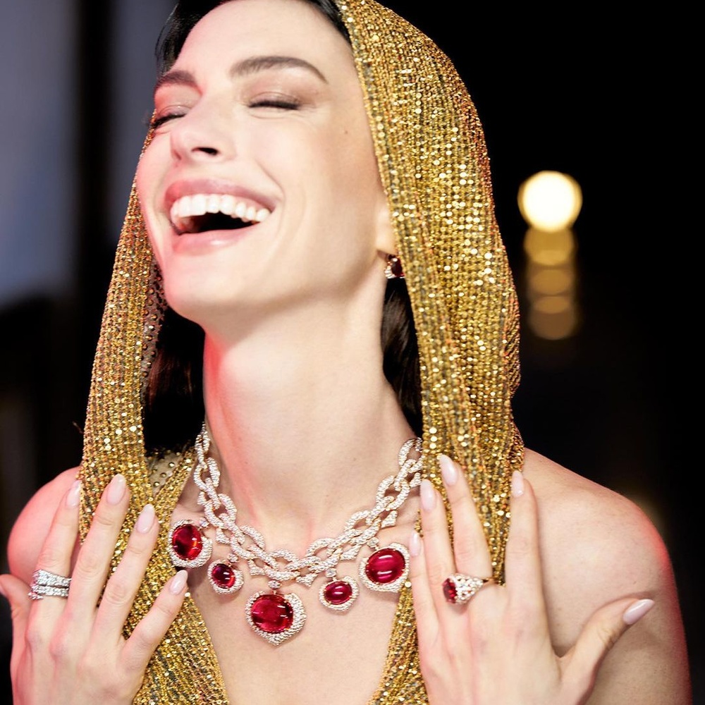 مجوهرات النجمة آن هاثاواي Anne Hathaway