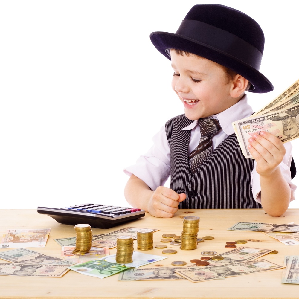 التربية المالية للأطفال تعلمهم فهم قيمة المال وتعودهم حكمة الإنفاق 
