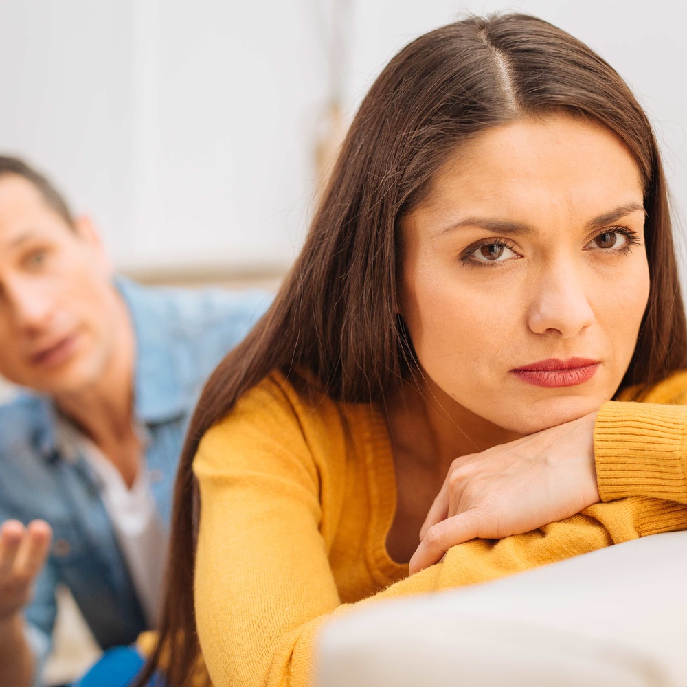 يمكن التعامل مع الرجل النرجسي بسهولة بعد استشارة المختصين