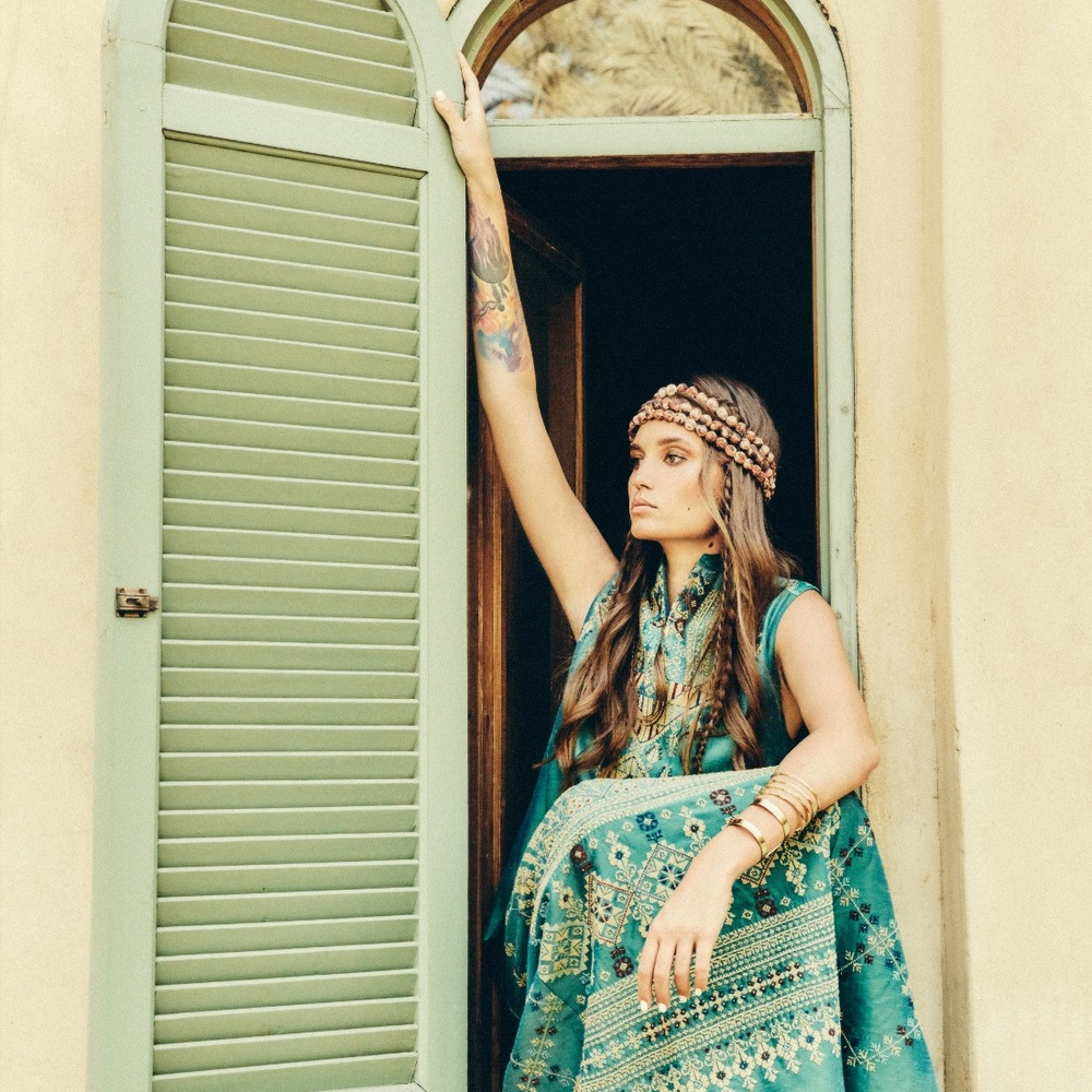 عندما تتحول تجربة التسوق إلى ابداع ثقافي يتكلل بروعة لقاء مصمميها