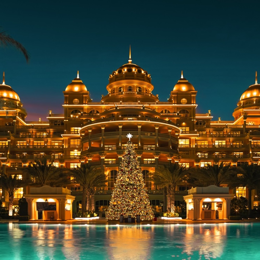 رافلز نخلة دبي يستضيف مجموعة مميزة من الفعاليات الاحتفالية خلال موسم الشتاء