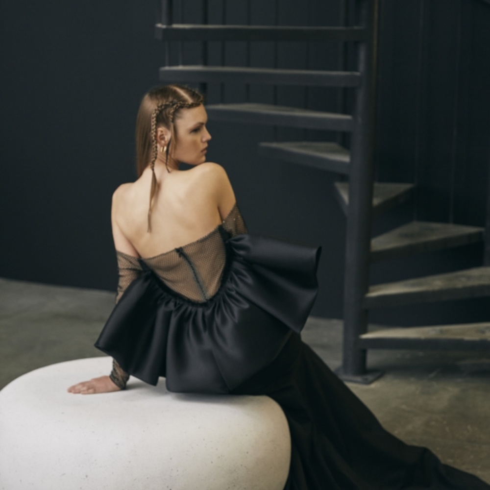 علامة Bazza Alzouman تطلق تشكيلة خريف وشتاء 2023