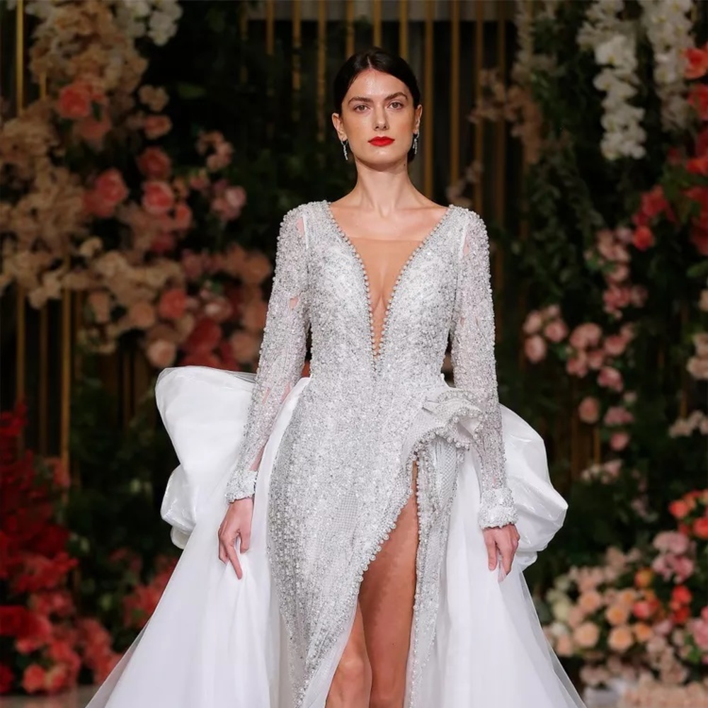 احدث موديلات فساتين زفاف للعروس الجريئة