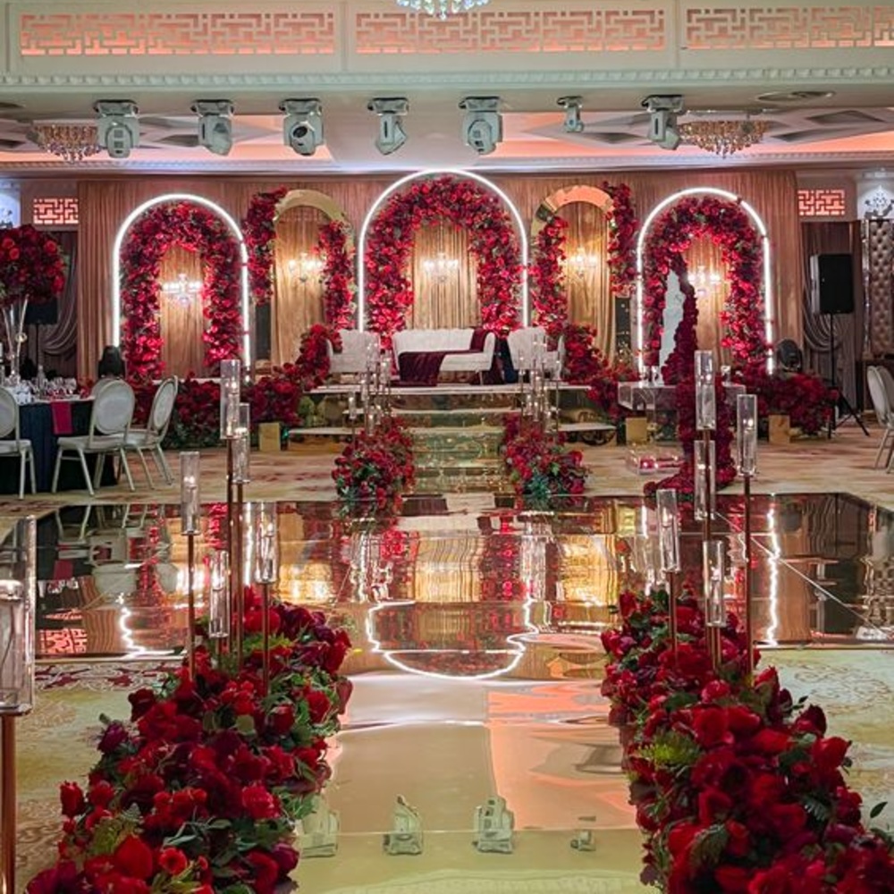 أفكار لاستخدام اللون الأحمر في ديكور حفل الزفاف