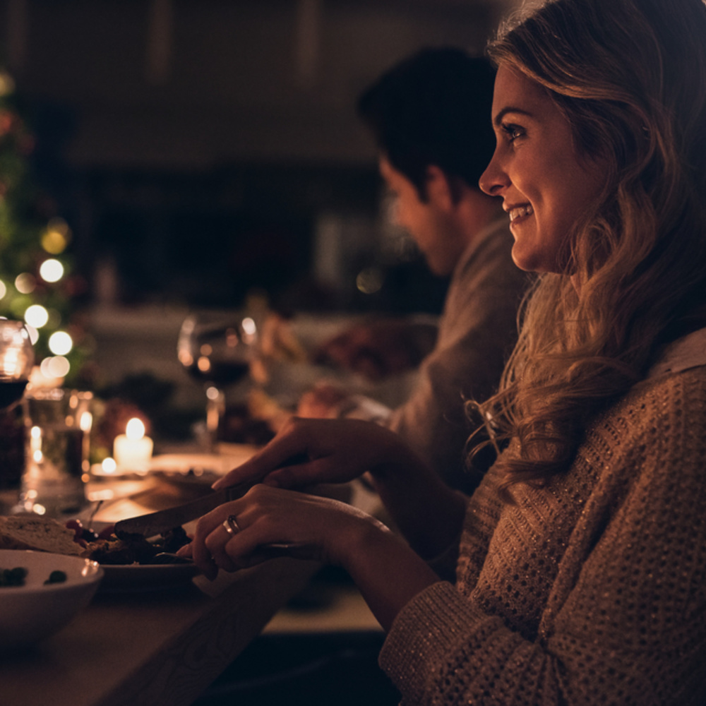 لسكان وزوار العاصمة الإماراتية.. احتفلوا بعيد الميلاد ورأس السنة في هذه الفنادق