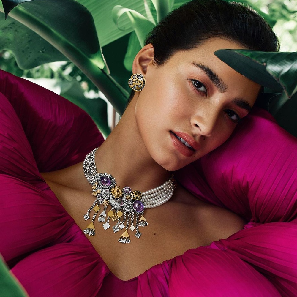 مجوهرات بتوقيع عربي