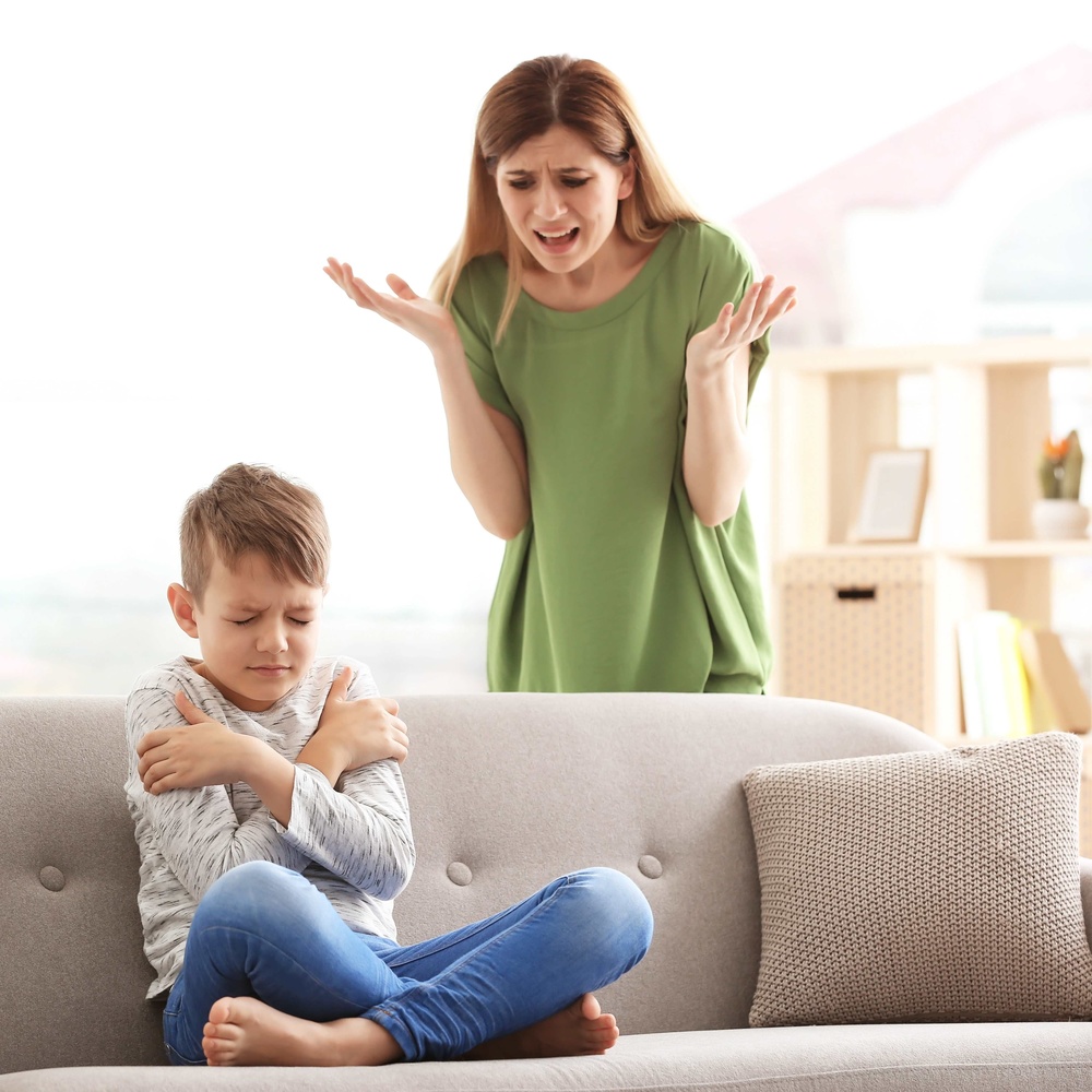 مساوئ الصوت العالي للأم في تربية الأطفال يمكن أن تصل حد إصابة الطفل بالاكتئاب
