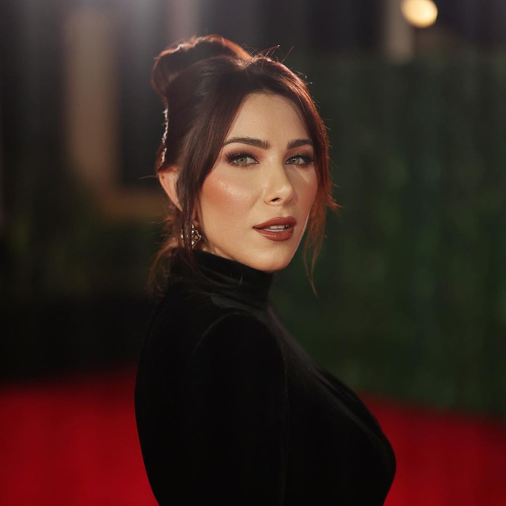 تسريحات شعر سهرات نهاية العام استوحيها من نجمات مهرجان البحر الأحمر السينمائي