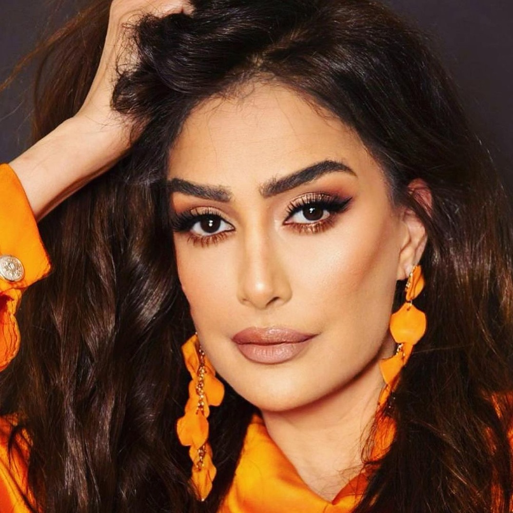 غادة عبد الرازق بـ نيو لوك الشعر القصير في وداع عام 2023