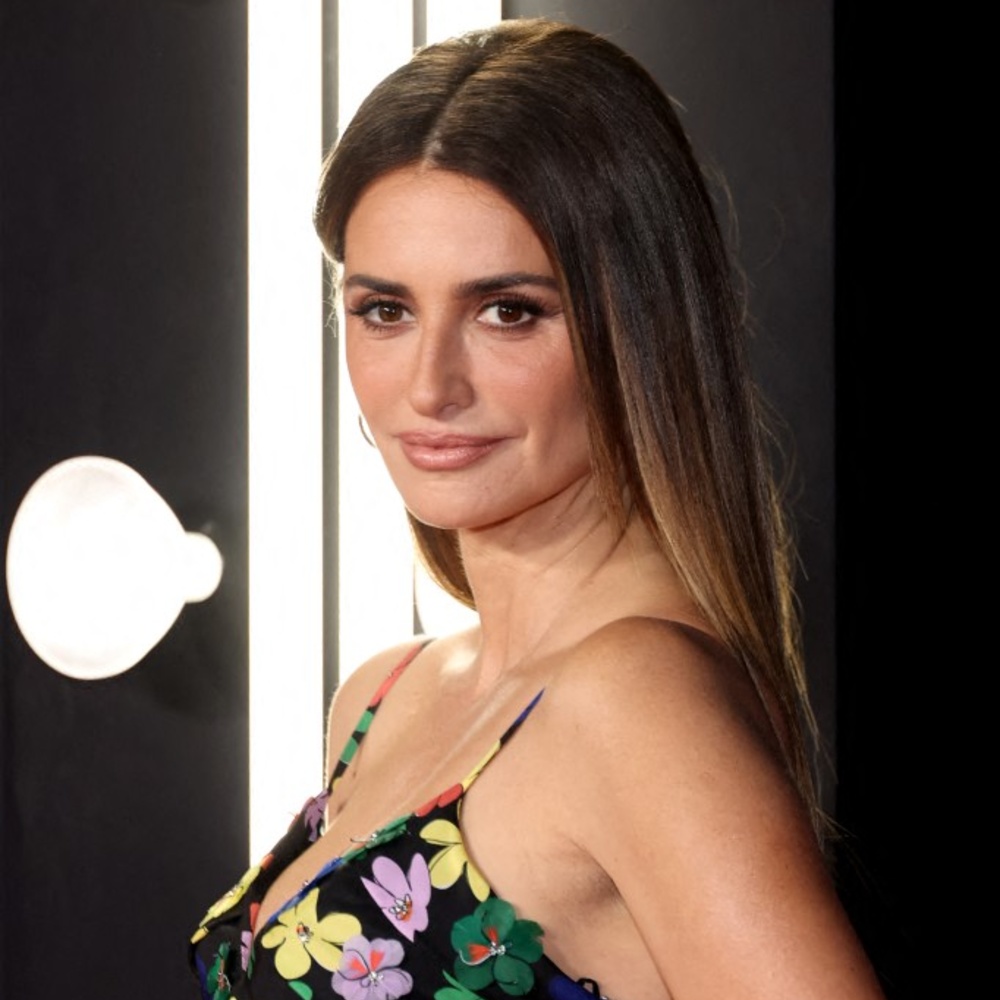 أجمل إطلالات بينيلوبي كروز الجمالية لعام 2023.