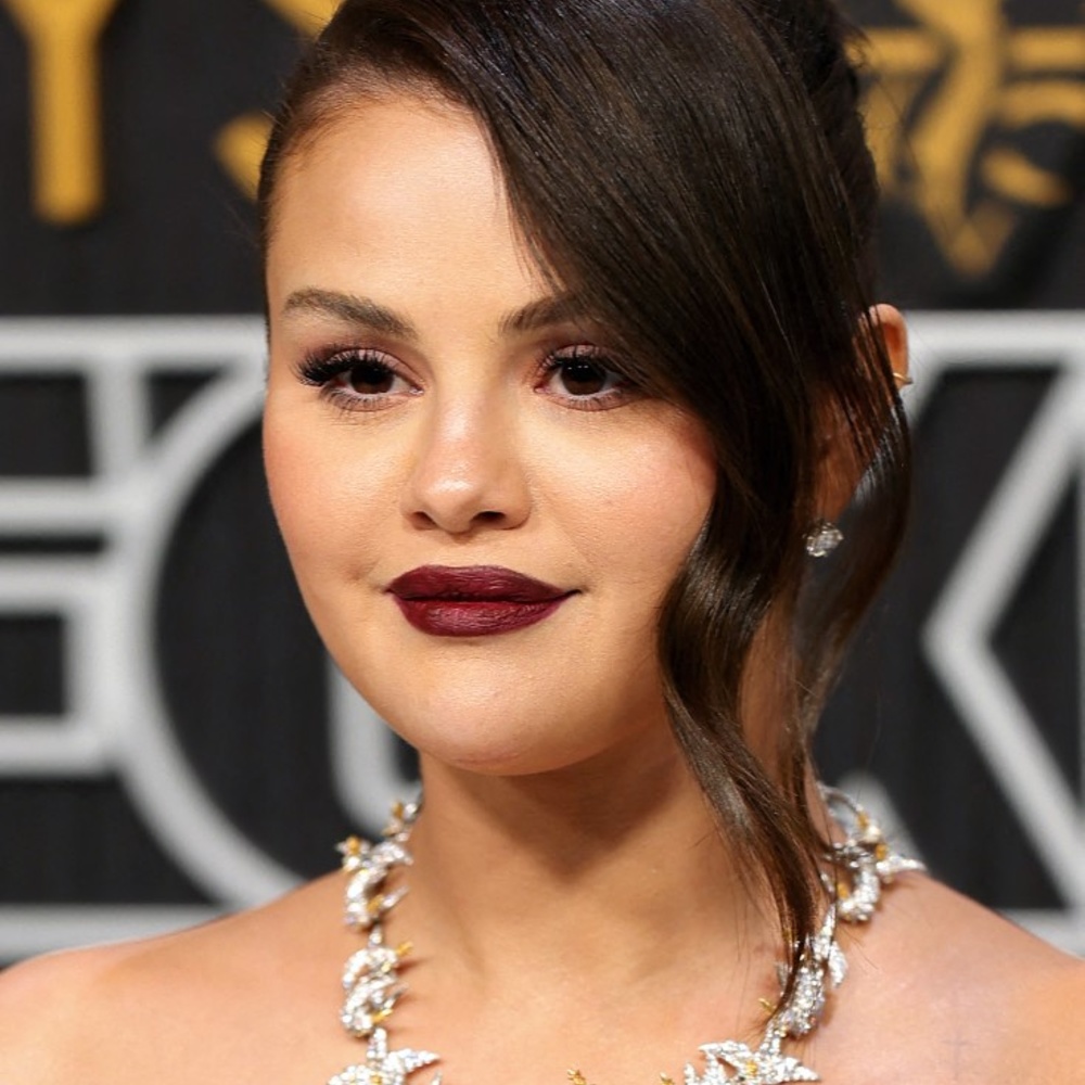 أبرز اتجاهات الجمال بأسلوب النجمات في حفل Emmy Awards  لعام 2024.. اختاري منها الأجمل