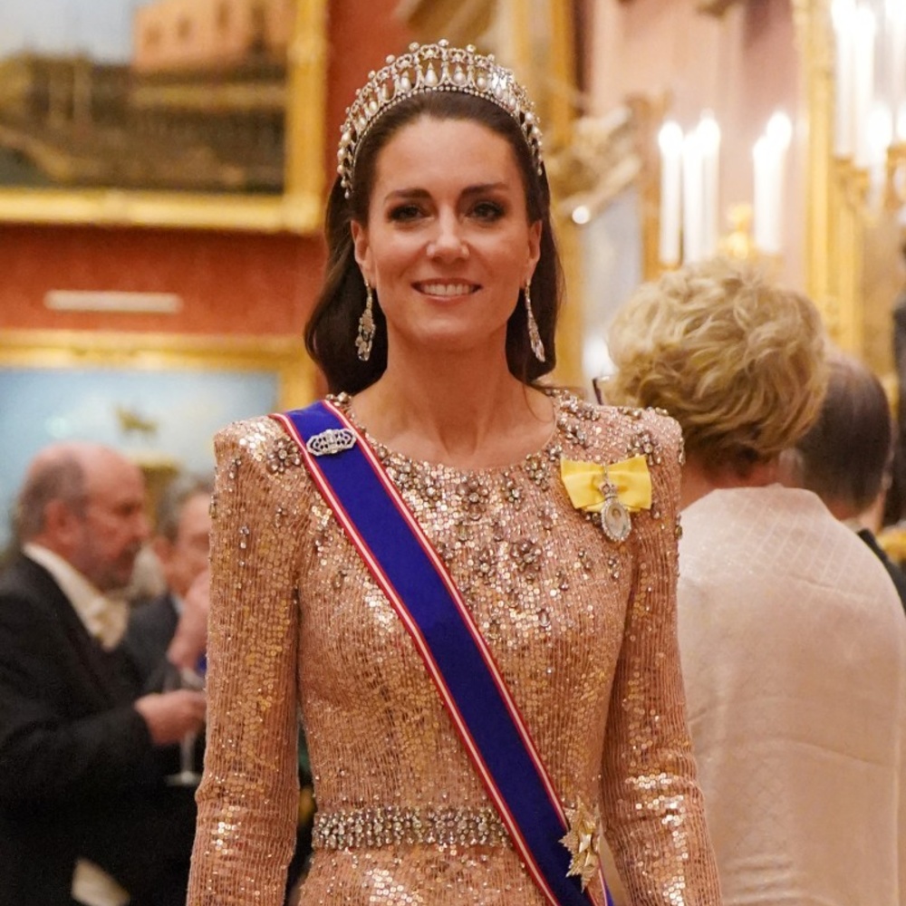 مجوهرات كيت ميدلتون ملكة بريطانيا المستقبلية من إرث العائلة المالكة